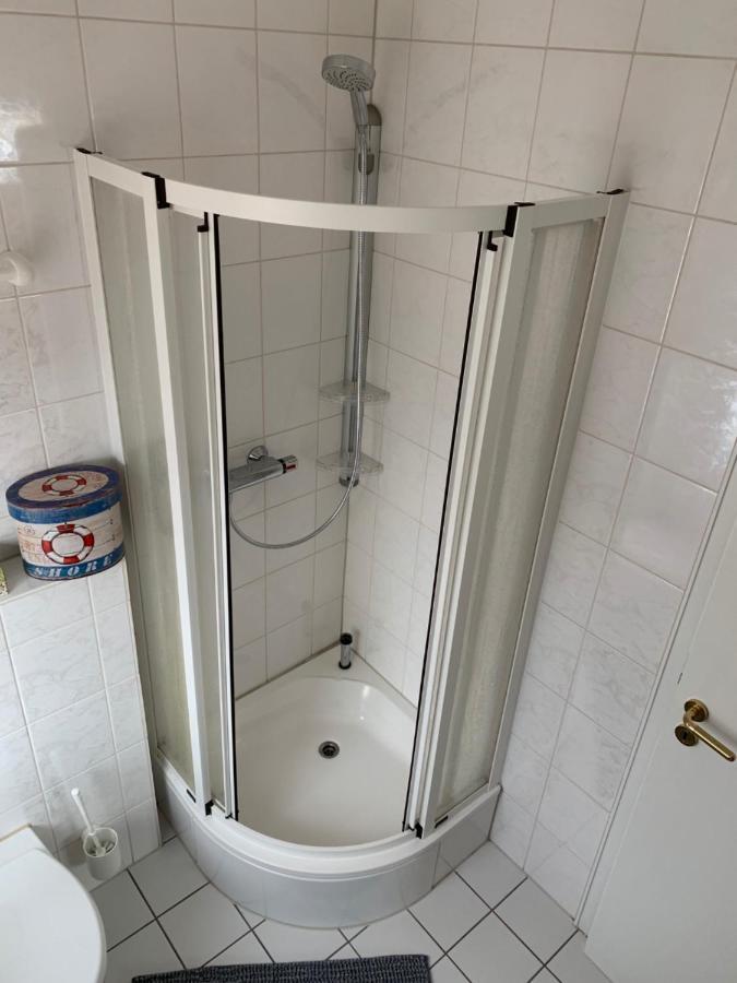 Zur Linde Hotell Ottweiler Exteriör bild